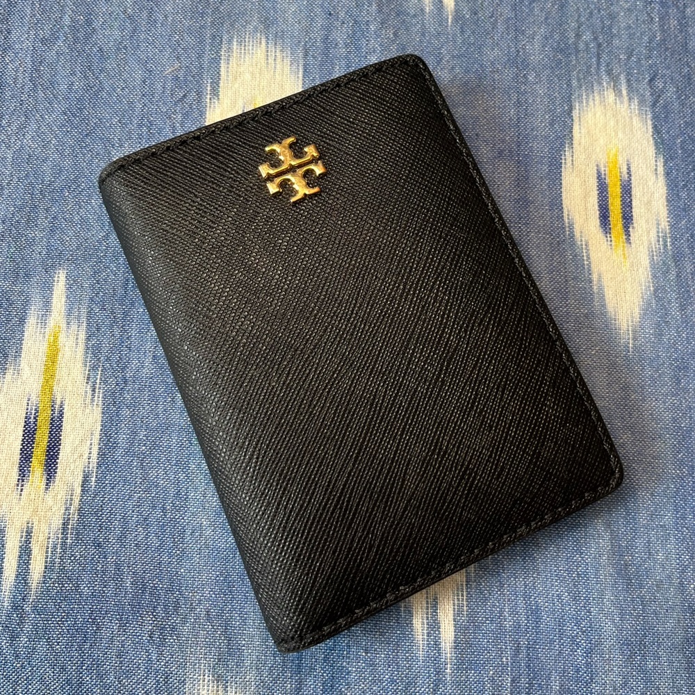 Tory Burch Emerson Black Card Case Folding Wallet